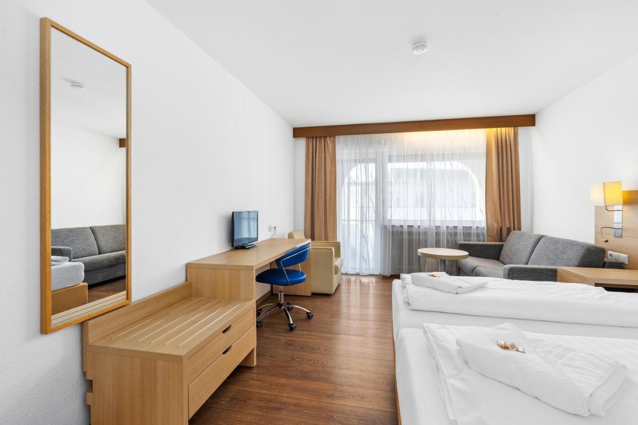 Hotel Adler Friedrichshafen Bagian luar foto