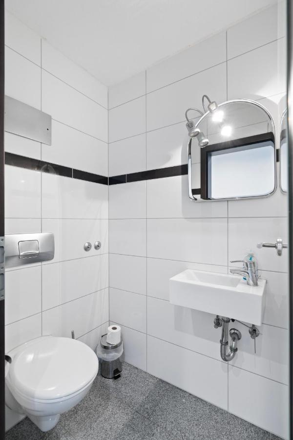 Hotel Adler Friedrichshafen Bagian luar foto